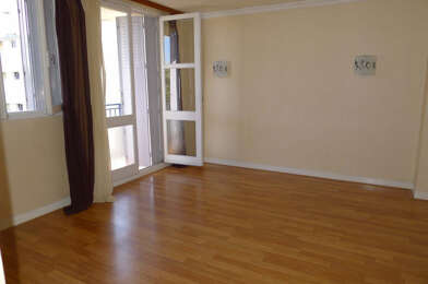 Appartement 4 pièces 814 €