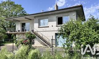 Maison 5 Pièces 153 m² à vendre à Saint-Germain-de-la-Rivière (33240)