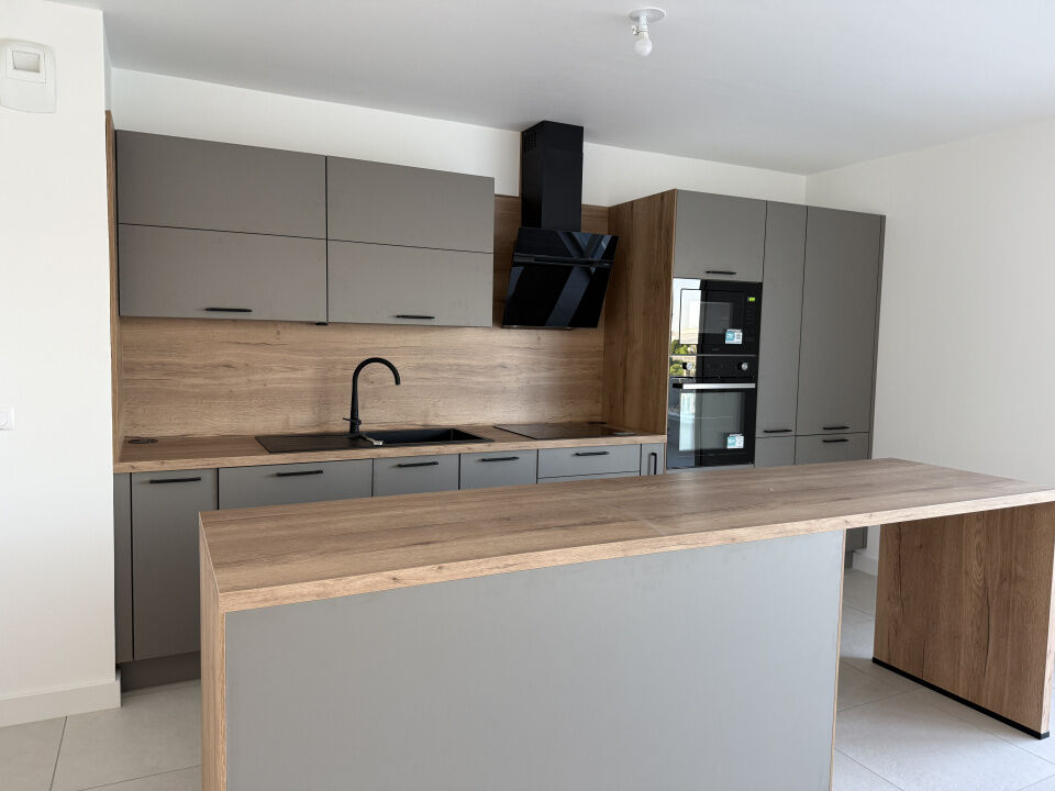 Appartement  T4 à louer Reims 51100