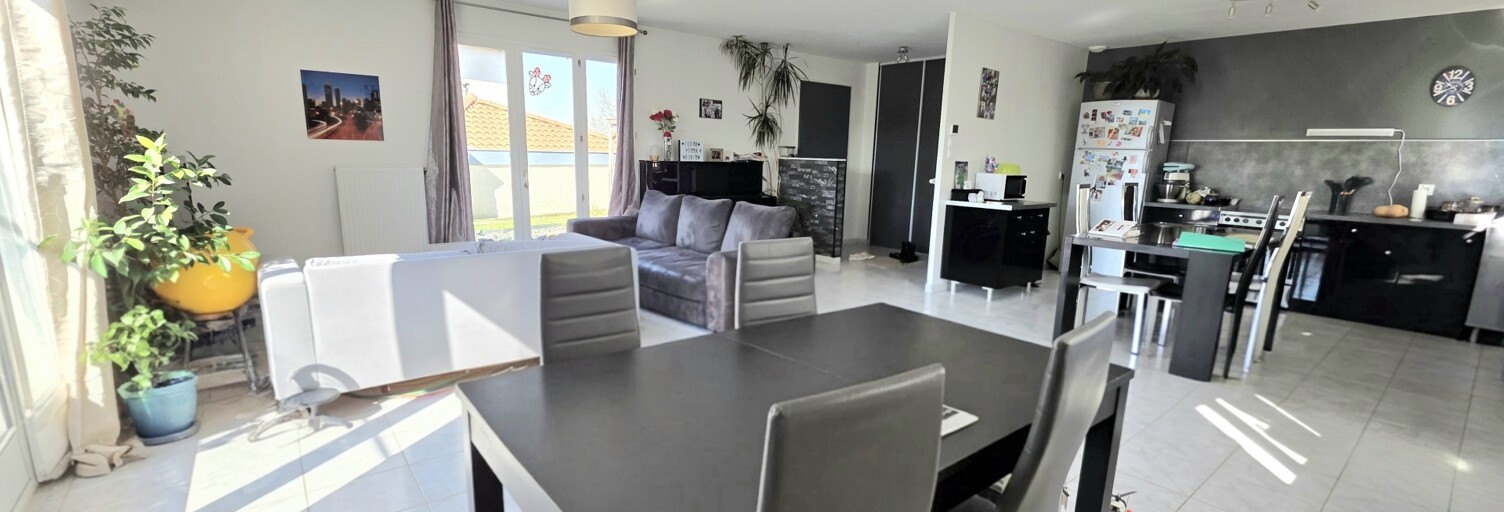 Maison 6 Pièces 121 m² à vendre à Chevrières (42140)