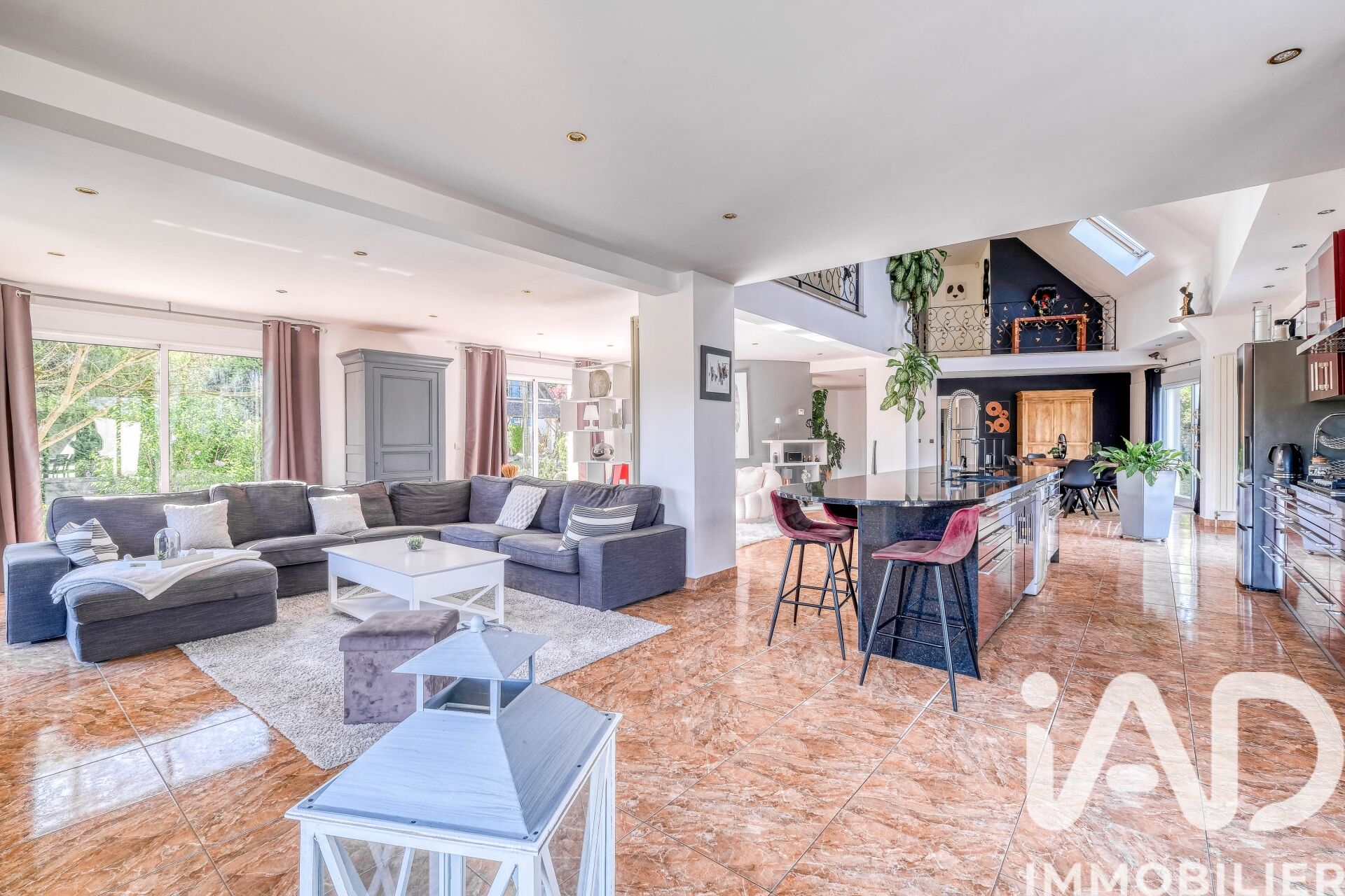 Vente Maison/villa 8 pièces - Photo 2