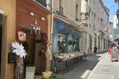 Commerce  45000 €