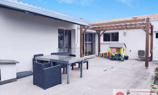 Maison 5 Pièces 98 m² à vendre à Salles-sur-Mer (17220)