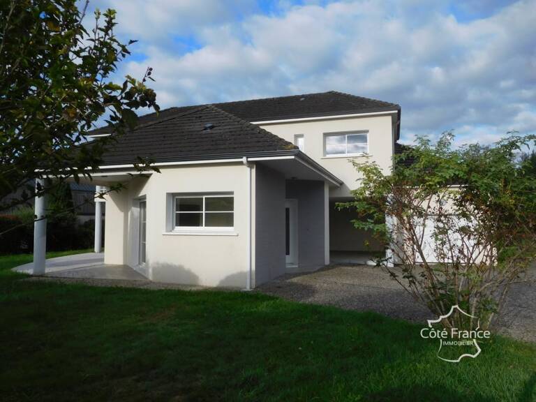 Maison Contemporaine Idron — photo 1