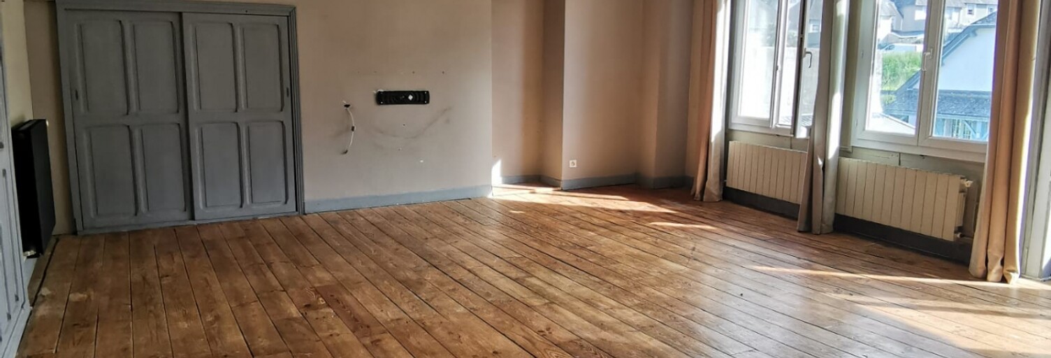 Maison 9 Pièces 198 m² à vendre à Oloron-Sainte-Marie (64400)