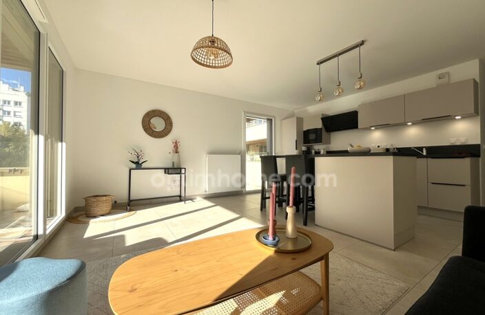 Appartement à vendre 3 pièces LYON 3EME ARRONDISSEMENT (69) — photo 2