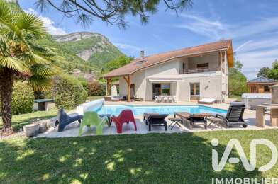 Maison 7 pièces 720000 €