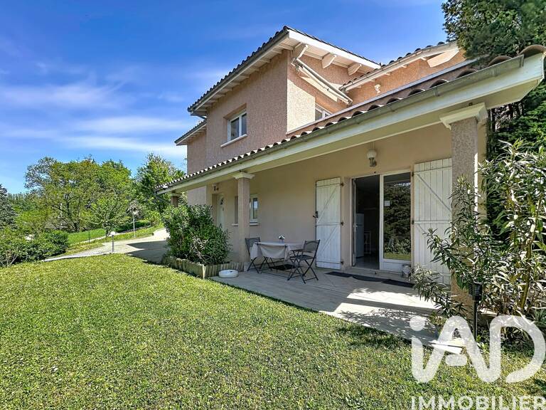 Vente Maison/villa 8 pièces — photo 1