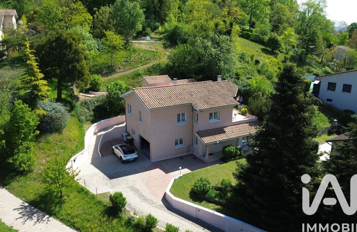 Vente Maison/villa 8 pièces — photo 3