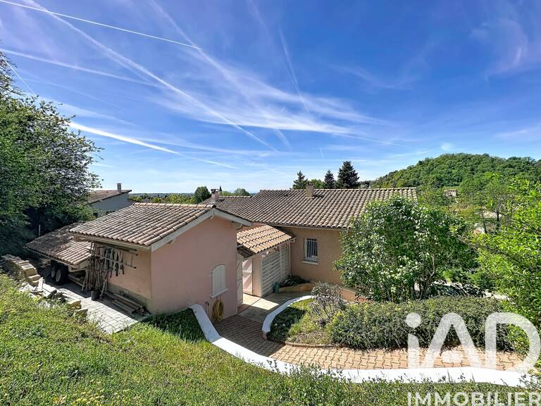Vente Maison/villa 8 pièces — photo 1