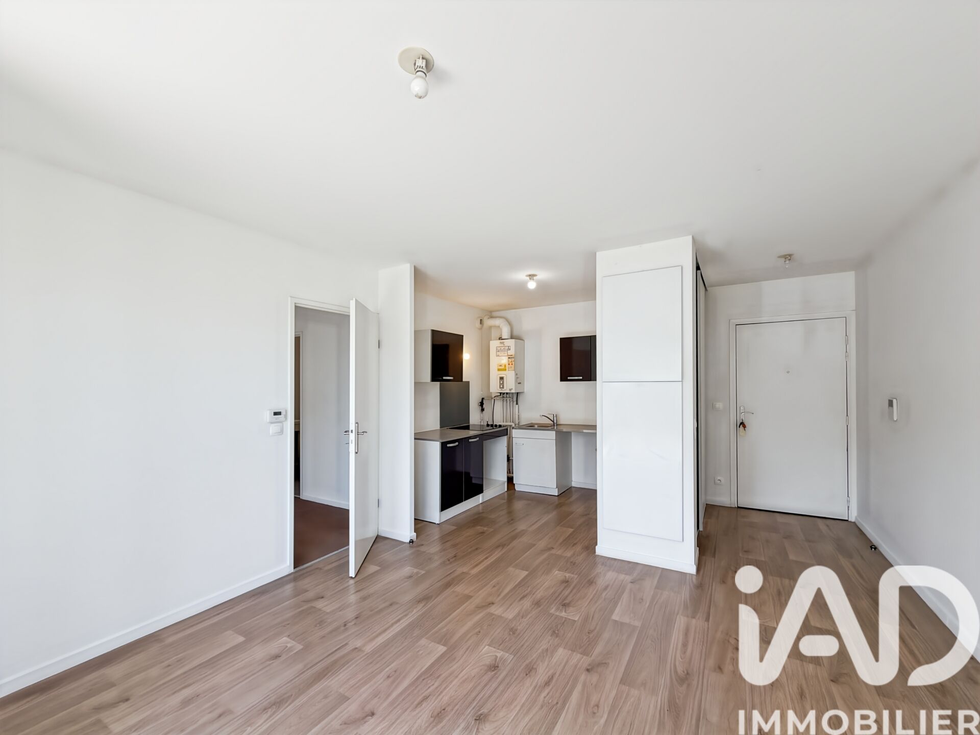 Vente Appartement 2 pièces - Photo 2