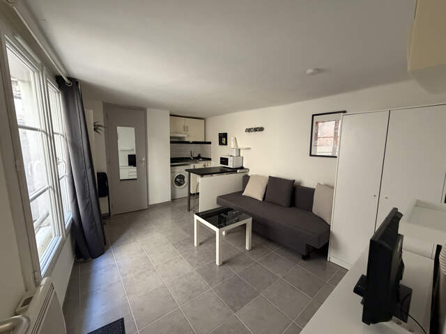 Studio meublé au calme rue de l'Ecole — photo du bien