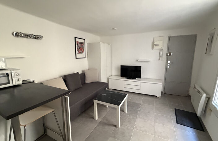 Studio meublé au calme rue de l'Ecole — photo 2