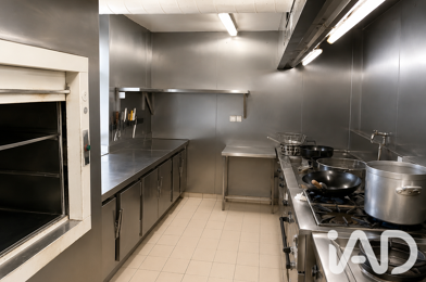 Commerce  536000 €