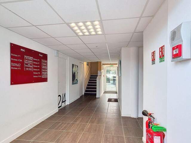 Location Bureaux 30 m&sup2; — photo du bien