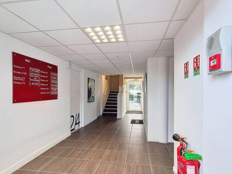 Location Bureaux 30 m&sup2; — photo 1
