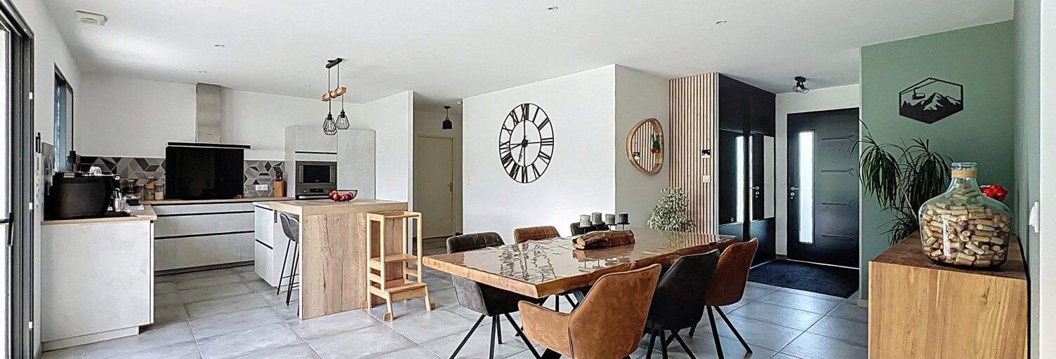 Maison 4 Pièces 122 m² à vendre à Cram-Chaban (17170)