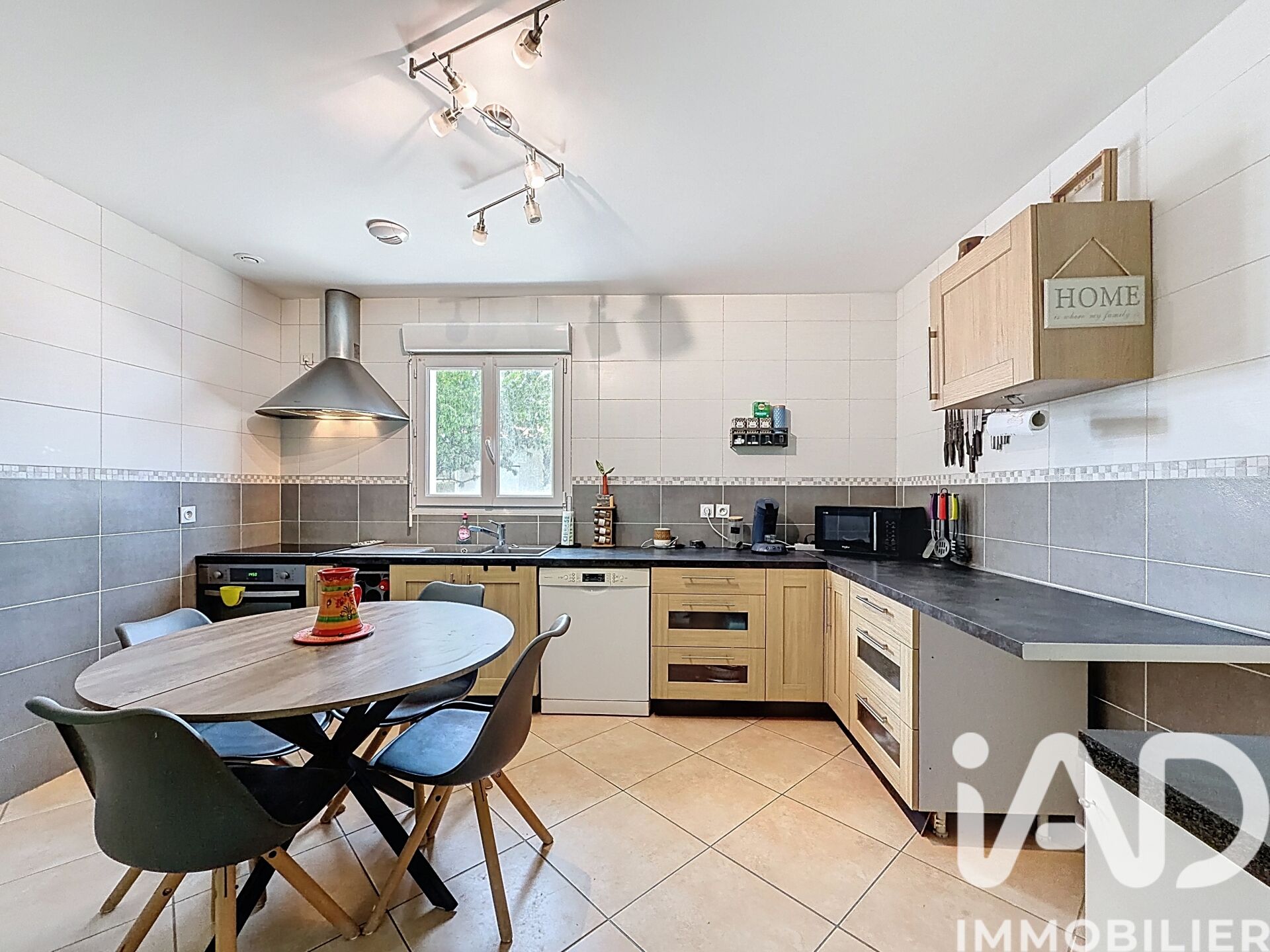 Maison à vendre, 6 pièces, 123 m², Semussac