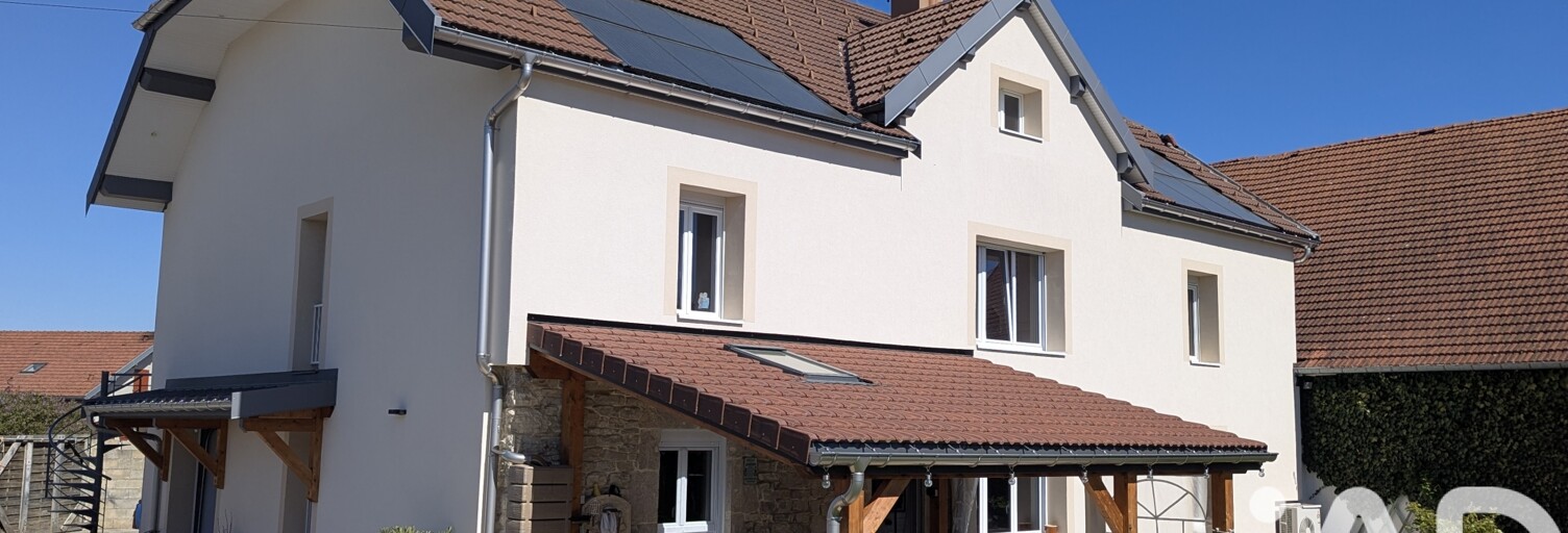 Maison 7 Pièces 202 m² à vendre à Val-d'Usiers (25520)