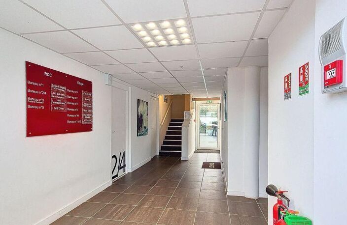 Location Bureaux 22 m&sup2; — photo 2