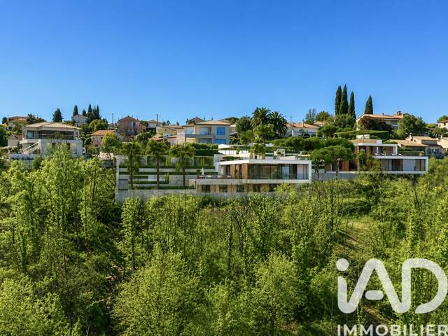 Vente Terrain à bâtir 4 100 m&sup2; — photo du bien