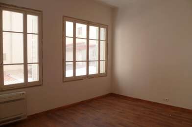 Appartement 2 pièces 821 €