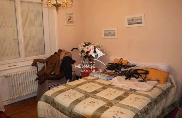 À VENDRE CHEZ CHRISTELLE MESNAGE IMMOBILIER, DINAN CENTRE VI — photo 4
