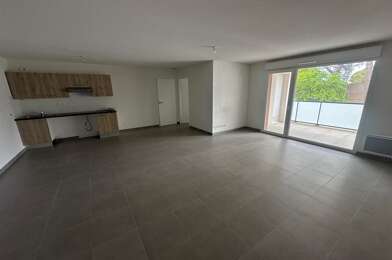 Appartement 3 pièces 866 €