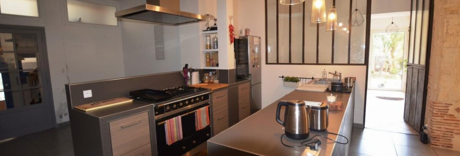 Maison 10 Pièces 380 m² à vendre à Vic-Fezensac (32190)