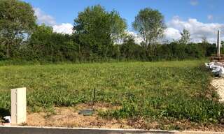 Terrain  613 m² à vendre à Saint-Georges-des-Coteaux (17810)