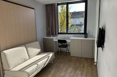 Appartement 1 pièces 710 €