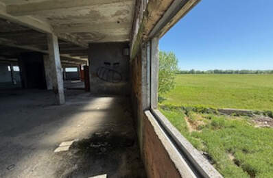 APPARTEMENT PLATEAU A AMENAGER T4 EN R+1 — photo du bien