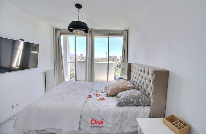 T4 - Excellent état - terrasse / balcon - vue dégagée - résidence sécurisée - St Loup / La Valbarelle — photo 5