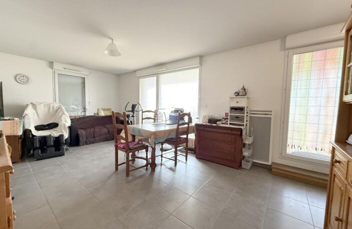 TOULOUSE LALANDE – T3 AVEC TERRASSE, BALCON ET PARKING SOUS-SOL — photo 4