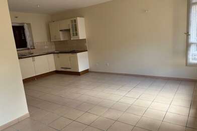 Appartement 3 pièces 648 €