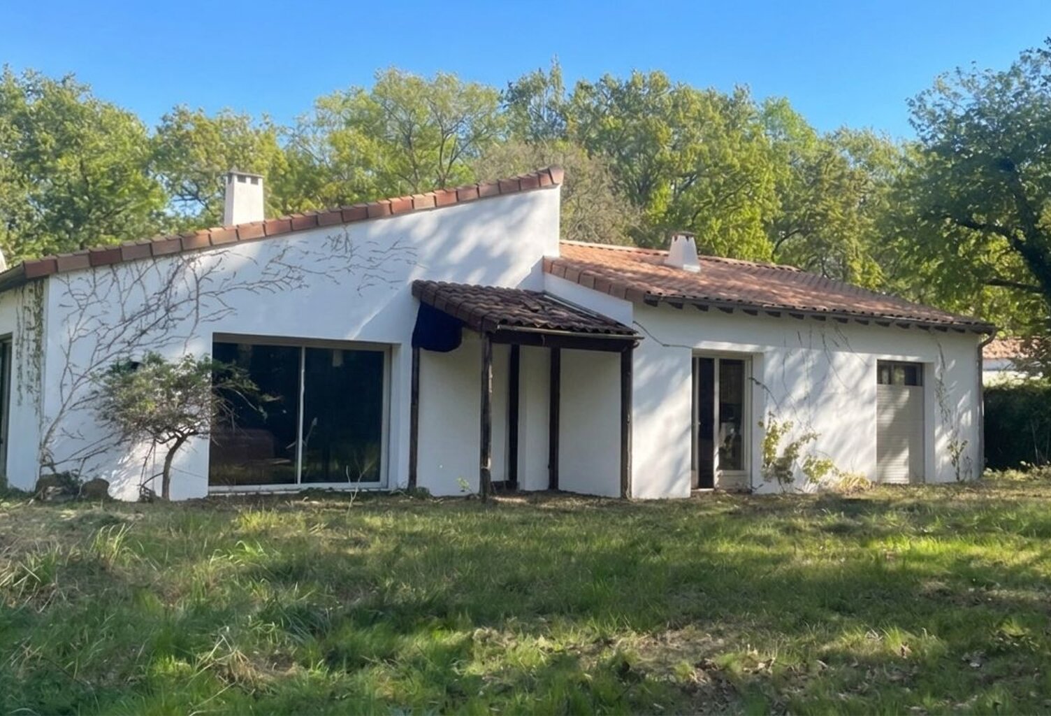 BREUILLET - ENVIRONNEMENT VERDOYANT - 118m² - 3 chambres - Garage - VENTE INTERACTIVE — photo 1