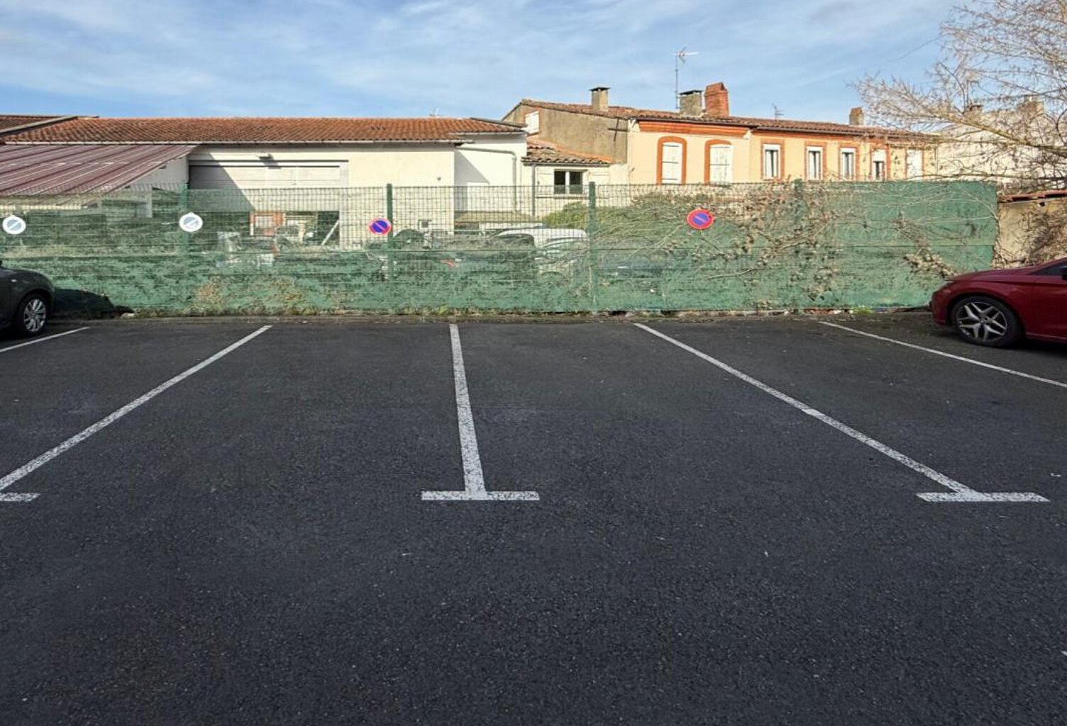 Place(s) de parking — photo 1