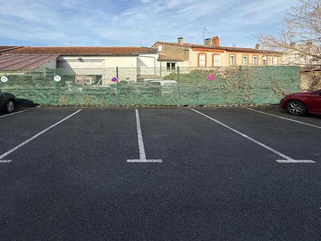 Place(s) de parking — photo du bien