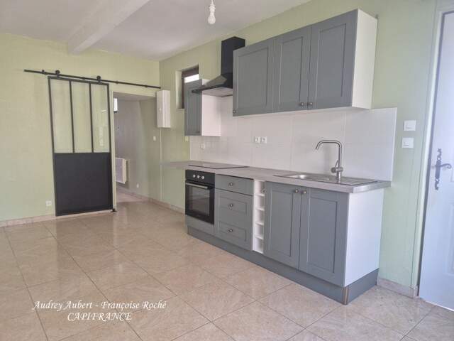 Maison à vendre 4 pièces  () — photo du bien