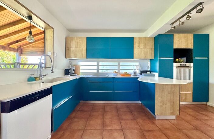 A VENDRE - PROPRIÉTÉ AVEC FORT POTENTIEL LOCATIF – SAINT-FRANÇOIS — photo 5