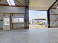 A la location sur LANTIC – Cellule artisanale / box de stockage de 181 m² au sein d’un site sécurisé — photo 4