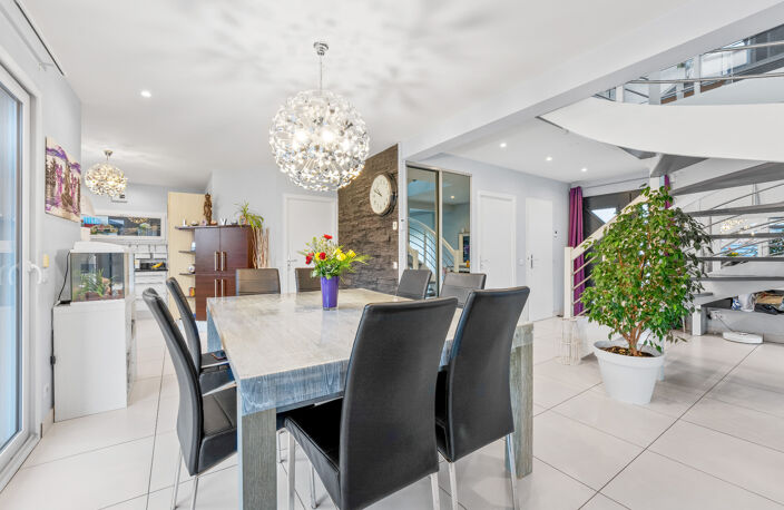 Maison à vendre 7 pièces SEGNY (01) — photo 2