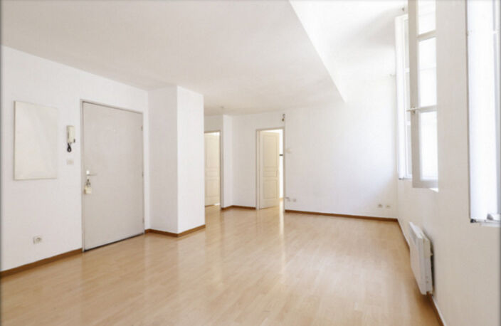 Dpt Bouches du Rhône (13), à vendre MARSEILLE 1er ARRONDISSEMENT appartement T3 de 60 m² — photo 3