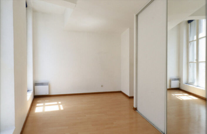 Dpt Bouches du Rhône (13), à vendre MARSEILLE 1er ARRONDISSEMENT appartement T3 de 60 m² — photo 5