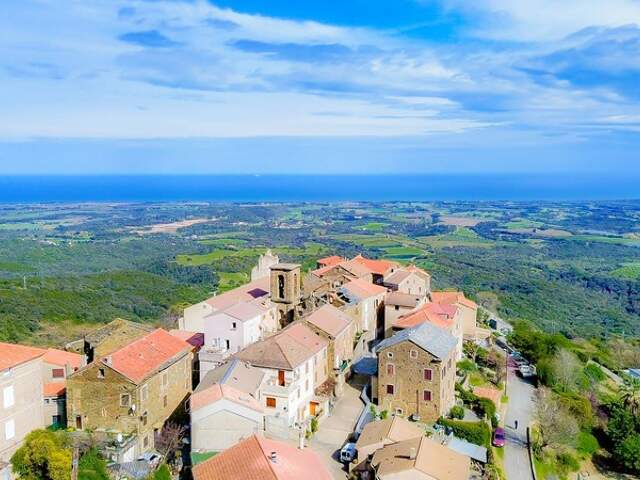 À Vendre Appartement 114m², Linguizzetta, Haute-Corse (20) — photo du bien
