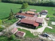 ESSOMES SUR MARNE (02) à vendre joli corps de ferme avec maison et nombreux bâtiments sur un terrain de 10 hectares — photo 3