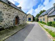 Grands Gîtes avec Maison d'Habitation  - ROSNOEN (29) — photo 2