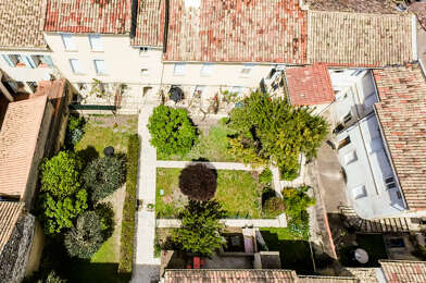 Immeuble  695000 €