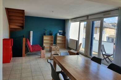 Appartement 4 pièces 1490 €