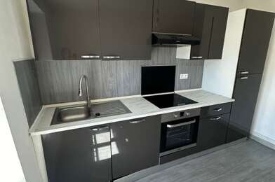 Appartement 3 pièces 730 €